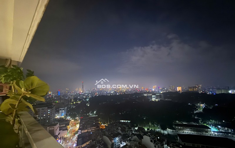 Chính chủ cần bán căn hộ GoldenMasion 3PN/2WC tầng cao view Landmark